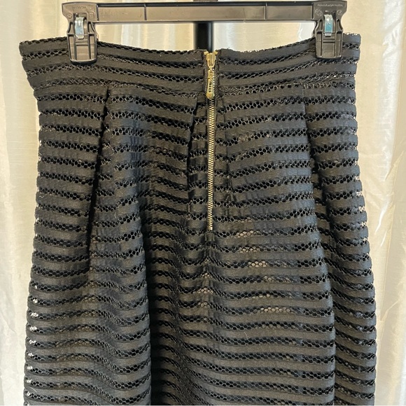 Chic Wish size Medium black midi length ribbon and knit skirt. - Picture 4 of 9